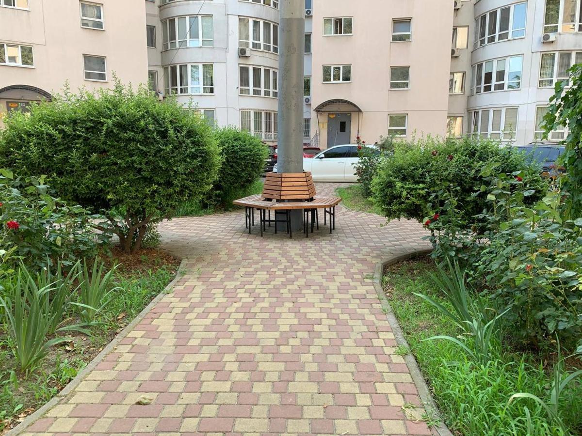 Apartments Staroportofrankovskaya&Pastera street Odessa Exteriör bild